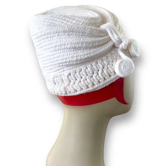 Vintage 1940s Everitt Needlepoint Womens White Beehive Tilt Hat Sculpted Toque - Picture 8 of 16